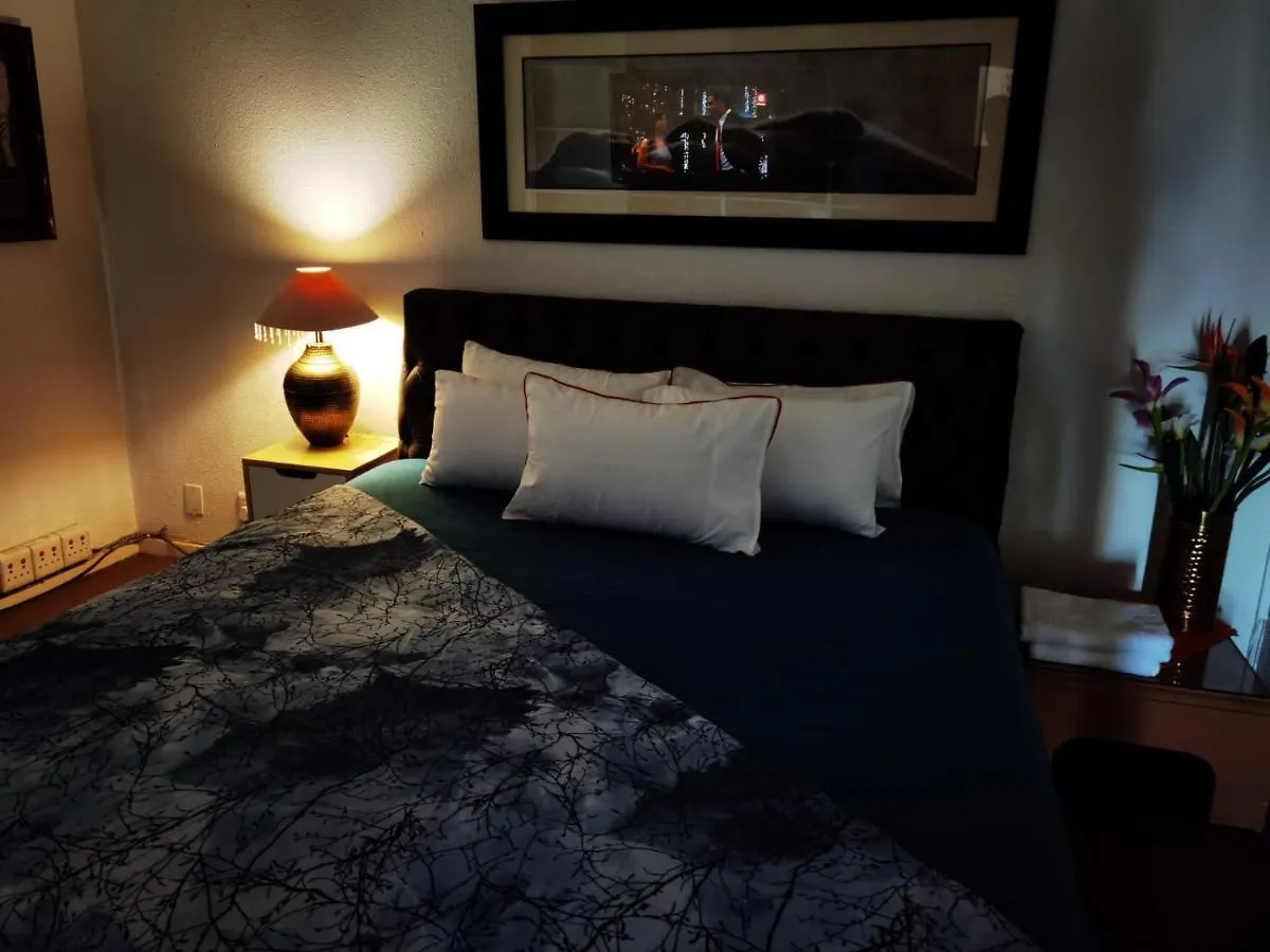 Galaxy Sleep And Go Rooms Goodwood ケープタウン