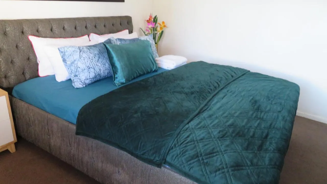 Galaxy Sleep And Go Rooms Goodwood Cape Town Konukevi